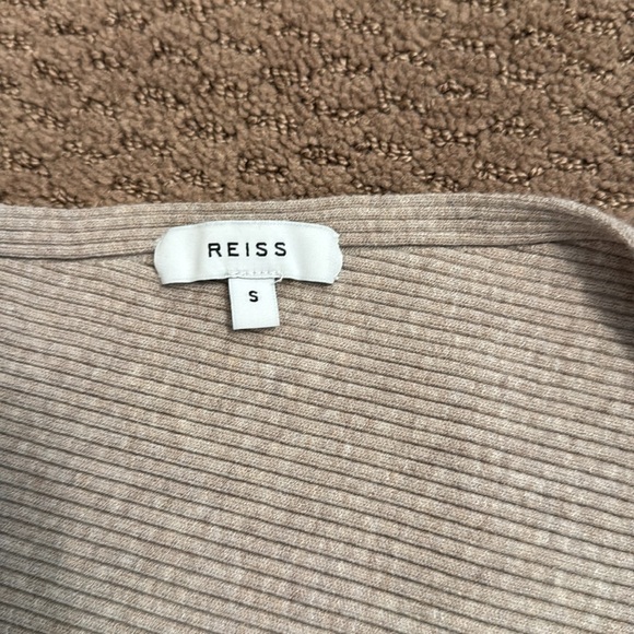 Reiss Lorna Off-the-Shoulder Sweater - Picture 3 of 5